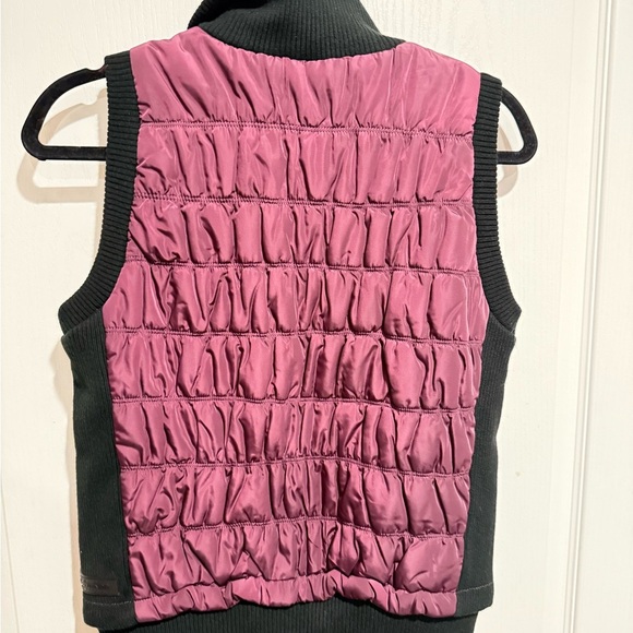 Calvin Klein Performance Vest in Deep Purple - Picture 3 of 3